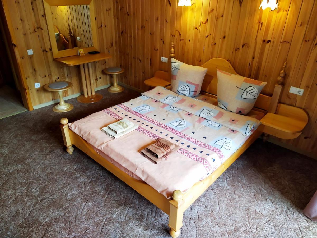 Guest House Shafran Яремче Екстериор снимка
