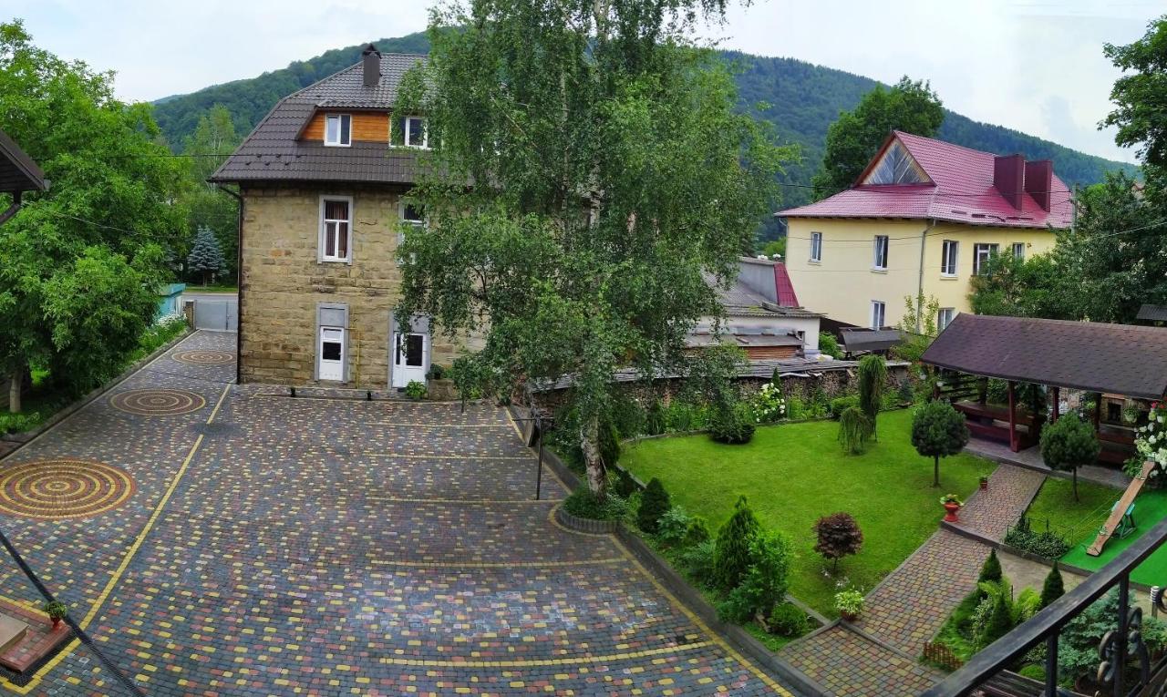 Guest House Shafran Яремче Екстериор снимка