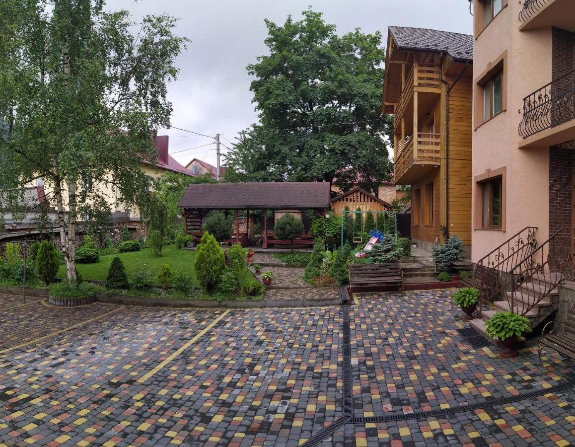 Guest House Shafran Яремче Екстериор снимка