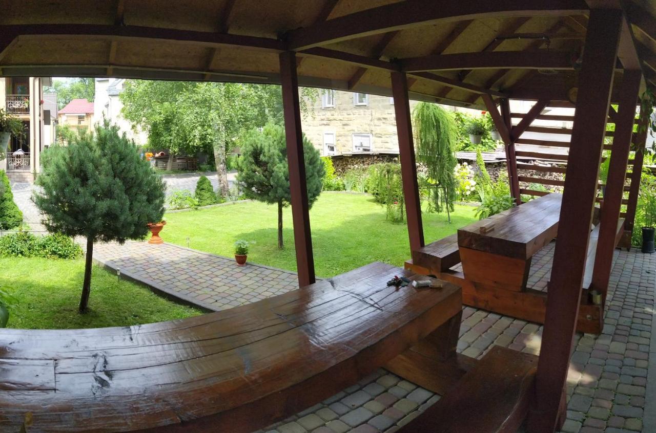 Guest House Shafran Яремче Екстериор снимка